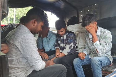 বিয়ের পরদিনই নববধূকে দলবদ্ধ ধর্ষণের অভিযোগ, স্বামী কারাগারে