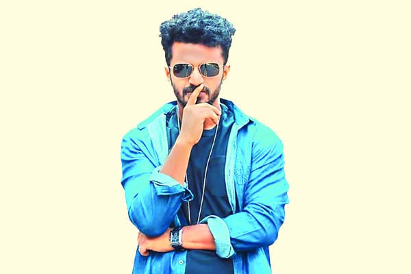 শিল্পীর হতাশা বাজে জিনিস