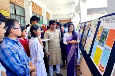 পরিবেশ বিপর্যয় নিয়ে শাবিপ্রবিতে পোস্টার প্রেজেন্টেশন