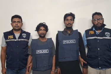 শীতলক্ষ্যায় মাথাবিহীন লাশ, দুইজন গ্রেফতার