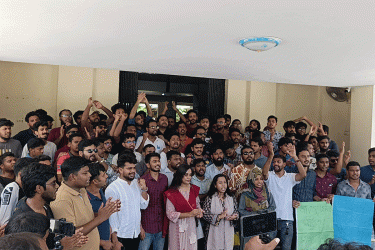২ দফা দাবিতে রাবি ছাত্রদলের অবস্থান