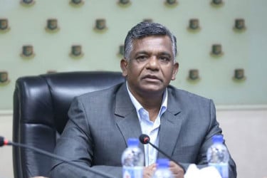 বিসিবি নির্বাচনে লড়বেন বর্তমান সভাপতি আমিনুল