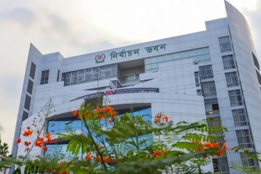 নির্বাচনে ভোটগ্রহণে সংশ্লিষ্ট কর্মকর্তাদের প্যানেল গঠনের নির্দেশ