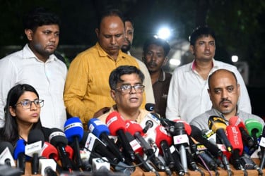 বাধাগ্রস্ত করার যে চেষ্টাই হোক ফেব্রুয়ারিতে নির্বাচন হবে: প্রধান উপদেষ্টা