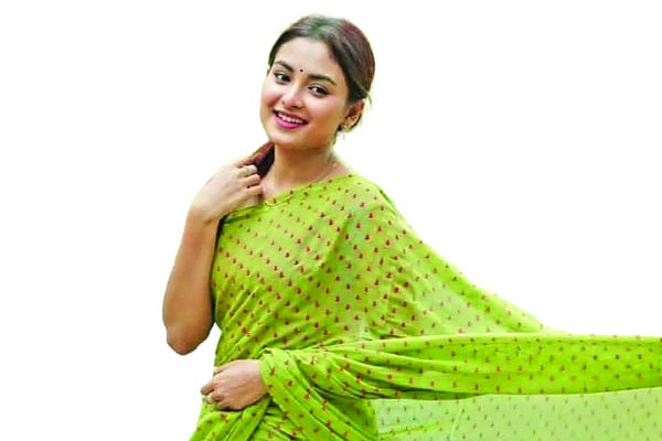 চটপটে তটিনী...