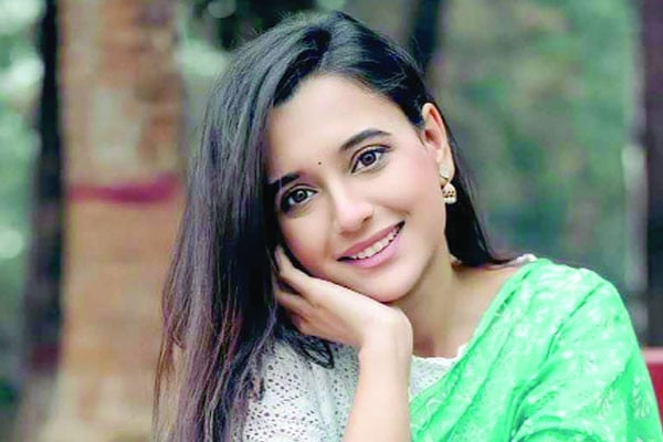 সাবিলা নূর কেমন?