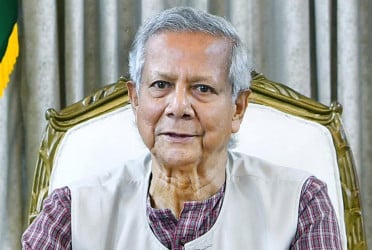পথ দেখাচ্ছেন প্রধান উপদেষ্টা