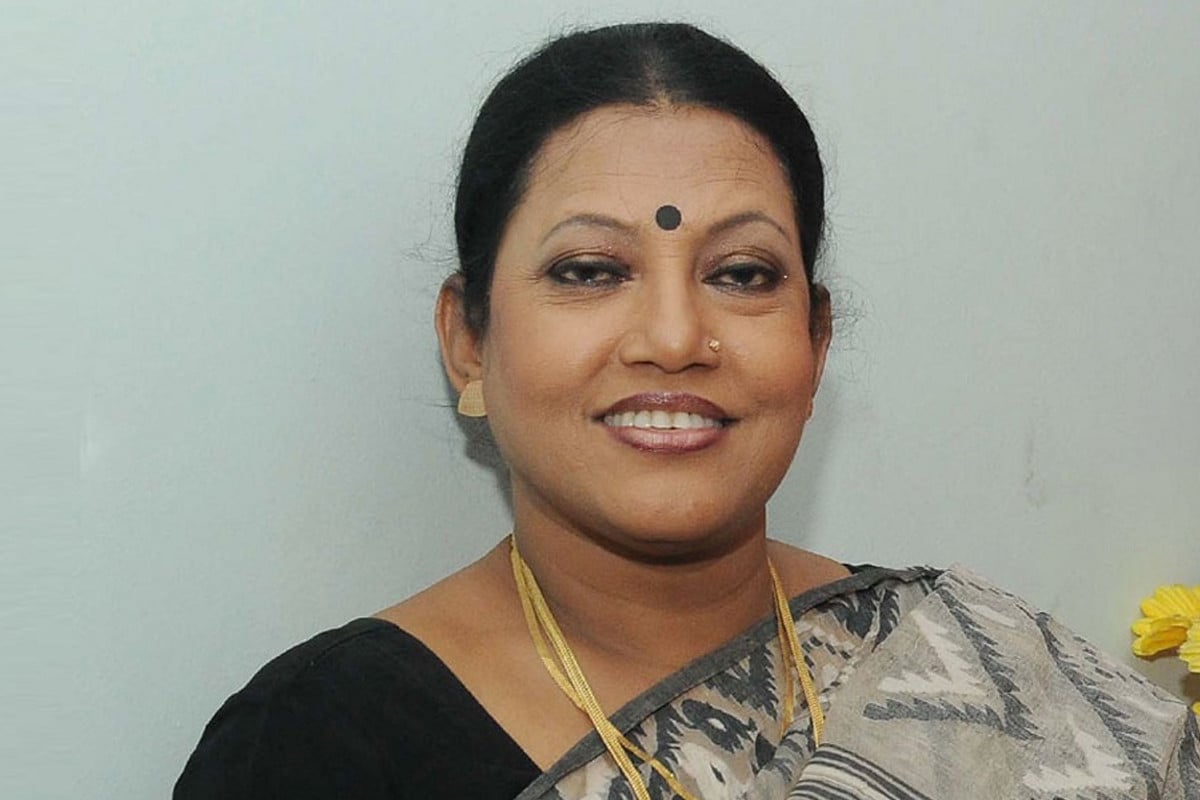 অবস্থা সংকটাপন্ন, নিবিড় পরিচর্যায় ফরিদা পারভীন