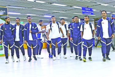 নেপাল গেলেন জামালরা
