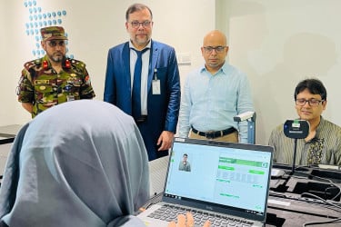 দেশে প্রথমবার নাগরিক সেবাকেন্দ্রে চালু হলো পাসপোর্ট সেবা