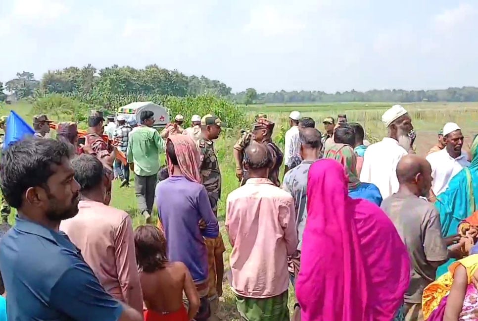 সীমান্তে মানবতা: ভারতীয় বৃদ্ধার মরদেহ দেখলেন স্বজনরা