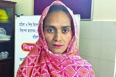 চার বছর ধরে সেফ হোমে বাক ও মানসিক প্রতিবন্ধী এক নারী