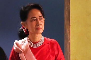 কারাগারে গুরুতর অসুস্থ অং সান সু চি, দাবি ছেলের