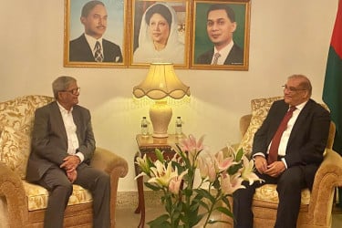 মির্জা ফখরুলের সঙ্গে পাকিস্তানি হাইকমিশনারের সৌজন্য সাক্ষাৎ
