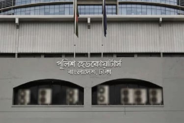 পুলিশের বিশেষ অভিযানে একদিনে গ্রেফতার ১৮৬৬