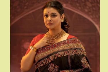নিজের রাজনৈতিক অবস্থান স্পষ্ট করলেন শবনম ফারিয়া