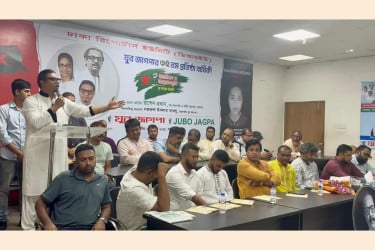 নির্বাচন মাথায় নিয়ে নেতারা ক্ষমতার রাজনীতি করছে: রাশেদ প্রধান