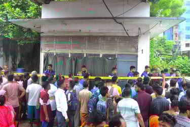 বগুড়ায় ফিলিং স্টেশনের ম্যানেজার খুন, পলাতক সেলসম্যান