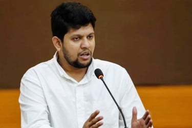 নির্বাচনের সময় গণমাধ্যম যেন বস্তুনিষ্ঠ সংবাদ প্রকাশ করে : তথ্য উপদেষ্টা