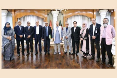 স্বচ্ছতা বজায় ও ক্যালেন্ডার মেনে বিসিএস পরীক্ষা আয়োজনের নির্দেশ প্রধান উপদেষ্টার