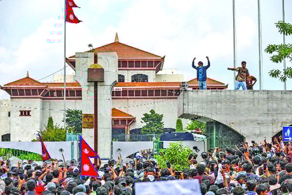জেন-জির বিক্ষোভে উত্তাল নেপাল