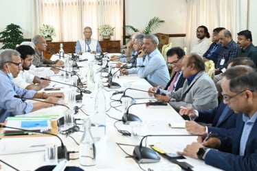ঝটিকা মিছিলের বিষয়ে ‘মনিটরিং’ জোরদার করবে সরকার, নেবে কঠোর ব্যবস্থা : প্রেস সচিব