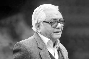 নির্বাচনগুলো নিয়ন্ত্রণ করে ক্ষমতায় ছিলেন হাসিনা : বদরুদ্দীন উমরের জবানবন্দি