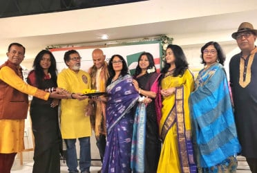 টরন্টোয় ‘প্রাচ্য প্রতিচ্য নাট্য’ দলের যাত্রা শুরু
