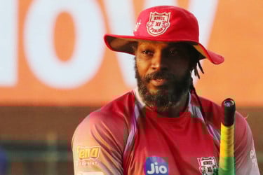 পাঞ্জাবে অসম্মানিত হয়ে হতাশায় ভেঙে পড়েছিলেন গেইল