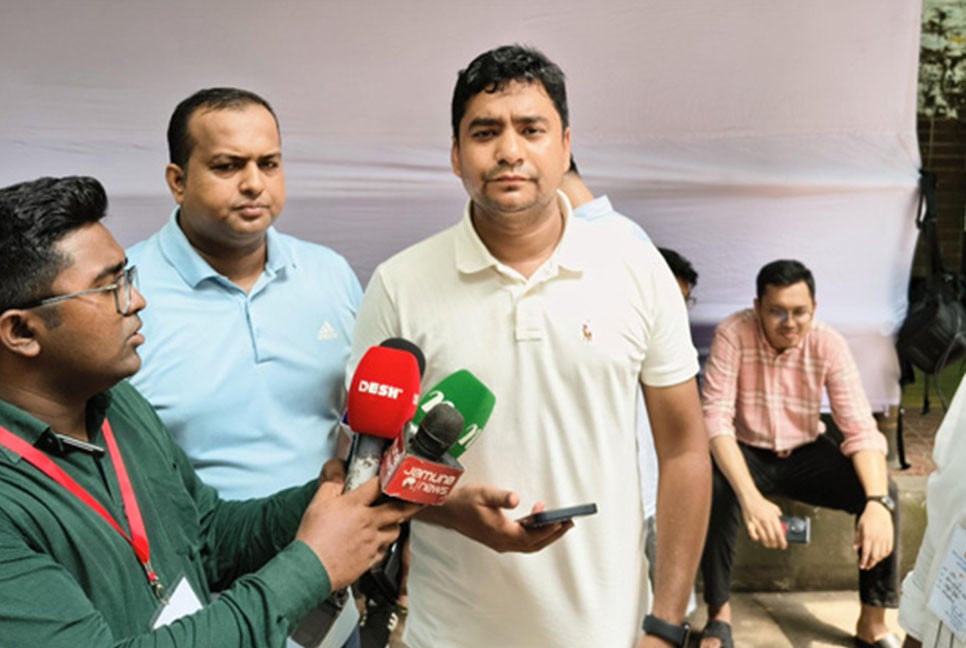 প্রার্থীর ভোটকেন্দ্রে প্রবেশের পূর্ণ অধিকার রয়েছে : নাছির