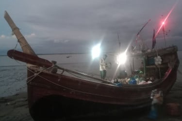 কুতুবদিয়ায় মাছ ধরার নৌকায় ডাকাতি