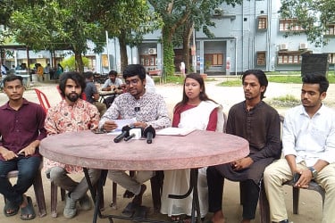 রাকসু নির্বাচনে অপরাজেয় একাত্তর অপ্রতিরোধ্য চব্বিশ প্যানেল ঘোষণা