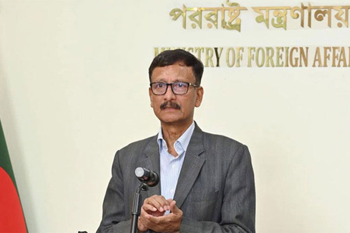 গাজায় অবিলম্বে যুদ্ধবিরতির আহ্বান পররাষ্ট্র উপদেষ্টার