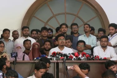 ভিপি নির্বাচিত হয়ে যে বার্তা দিলেন সাদিক কায়েম