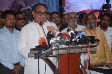 বিএনপির বিরুদ্ধে দেশে-বিদেশে ষড়যন্ত্র হচ্ছে : মির্জা আব্বাস