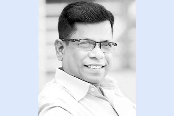 সেনাবাহিনী নিয়ে গুজবের শেষ কোথায়