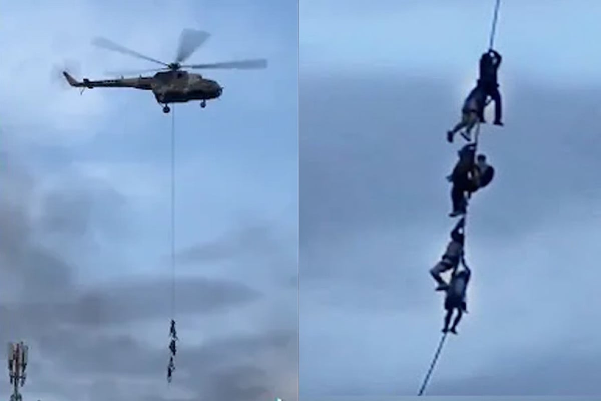 হেলিকপ্টারের দড়িতে ঝুলে প্রাণে বাঁচলেন নেপালের মন্ত্রীরা (ভিডিও)