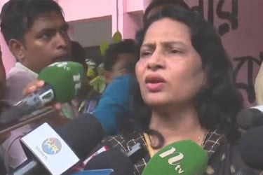জাকসু নির্বাচনের দায়িত্ব থেকে সরে দাঁড়ালেন তিন শিক্ষক