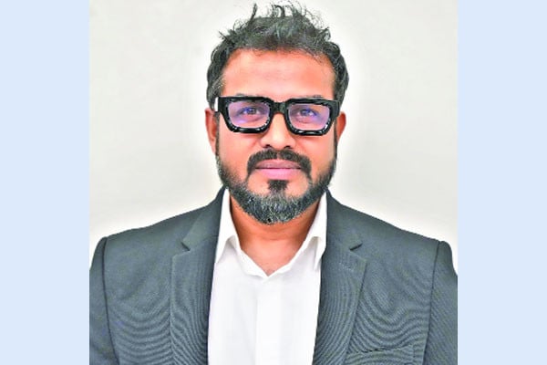 জলাবদ্ধতার মূলে যত্রতত্র ময়লা ফেলা