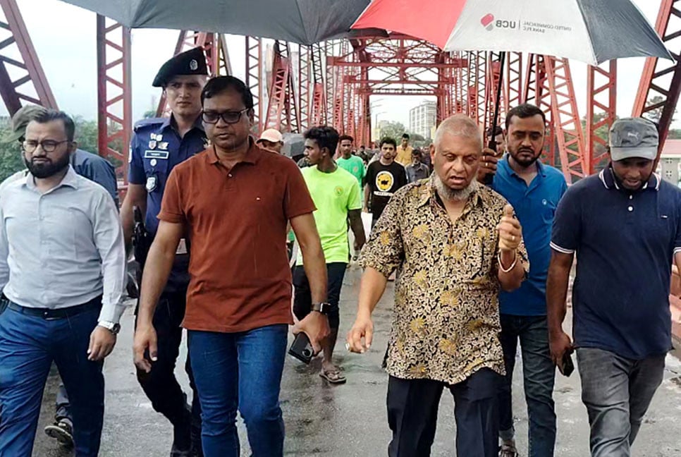 হকারমুক্ত হলো ঐতিহ্যবাহী কিনব্রিজ