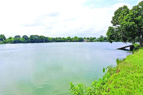 হাজার বছরের পুরোনো ওয়াদ্দারদিঘি