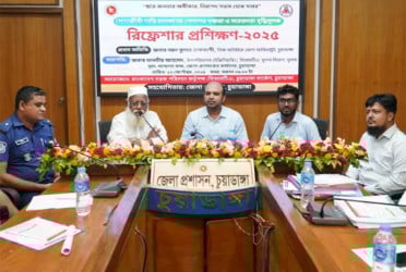 চুয়াডাঙ্গায় গাড়ি চালকদের প্রশিক্ষণ
