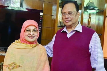 ওয়াহিদ সাদিক এখন সুস্থ - শাবানা বললেন শিগগিরই দেশে আসব