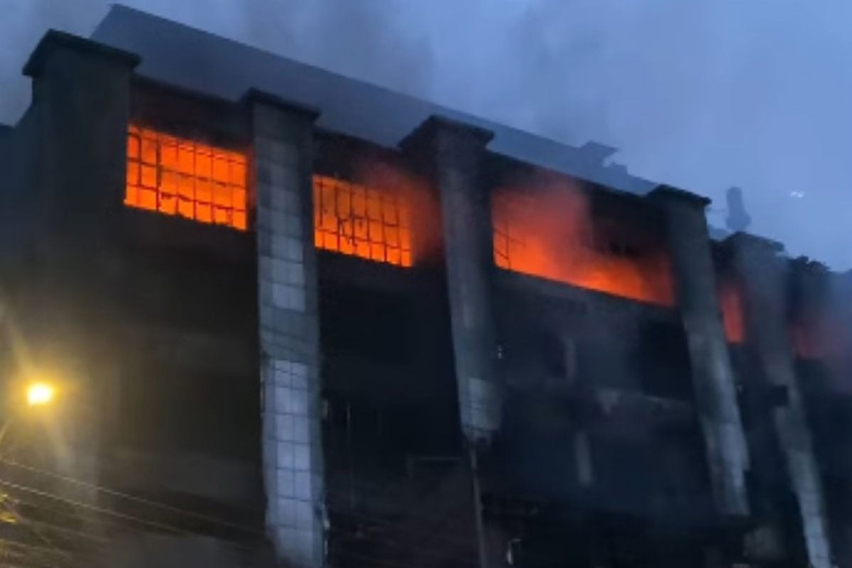 বিক্ষোভের চারদিন পর কাঠমান্ডুর সুপারস্টোরে মিলল ছয় দগ্ধ লাশ