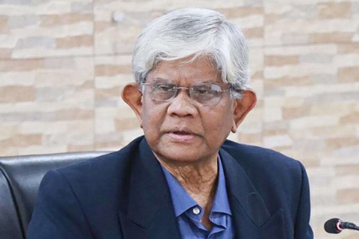 সেবাগ্রহীতাদের হয়রানি না করার অনুরোধ অর্থ উপদেষ্টার