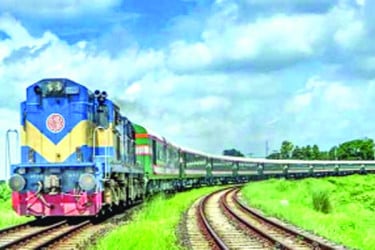 টেন্ডার ছাড়াই চলছে সাত ট্রেন