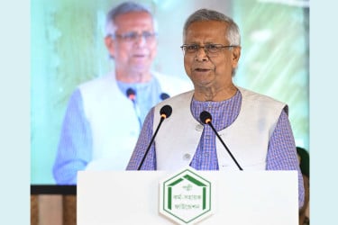 মানুষের জন্ম হয়েছে উদ্যোক্তা হওয়ার জন্য : প্রধান উপদেষ্টা