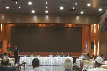 রাজনৈতিক দলগুলোর সঙ্গে বৈঠকে ঐকমত্য কমিশন