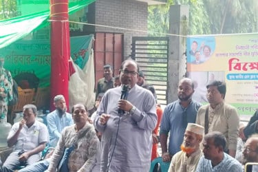 বিএনপি নির্বাচনে জিতলে পাচার হওয়া অর্থ ফিরিয়ে আনা সম্ভব হবে : দুদু