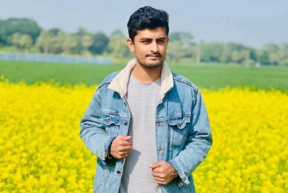 শিবচরে হত্যা মামলার আসামিকে প্রকাশ্যে কুপিয়ে হত্যা